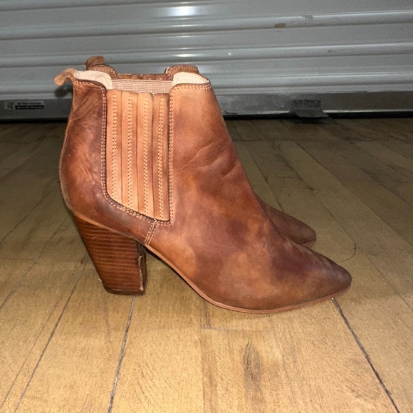 Aldo Chelsea Ankle Boots Womens Size 9 Brown Genuine Leather‎ Block Heel Outdoor - Picture 2 of 13